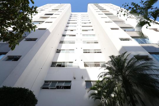 Fachada de apartamento para alugar com 3 quartos, 123m² em Pompeia, São Paulo