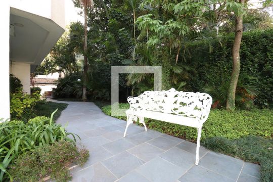 Área comum de apartamento para alugar com 3 quartos, 123m² em Pompeia, São Paulo