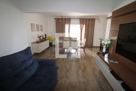 Casa 1 - Sala de casa à venda com 8 quartos, 440m² em Jardim Japao, São Paulo