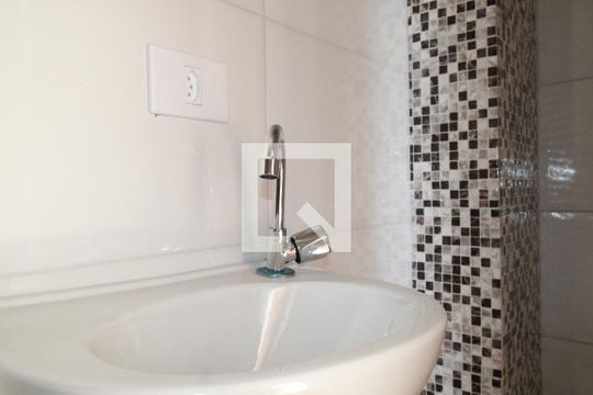 Banheiro de apartamento à venda com 2 quartos, 39m² em Vila Ré, São Paulo