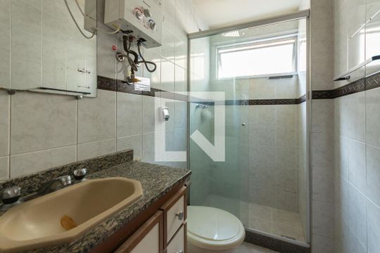 Banheiro Suíte de apartamento para alugar com 2 quartos, 60m² em São Francisco Xavier, Rio de Janeiro
