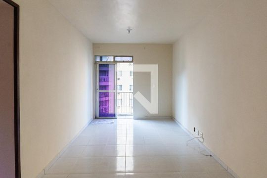 Sala de apartamento para alugar com 2 quartos, 60m² em São Francisco Xavier, Rio de Janeiro