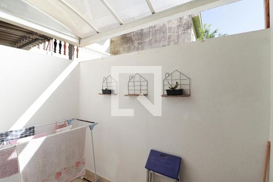 Área de Serviço de casa de condomínio à venda com 3 quartos, 114m² em Chora Menino, São Paulo