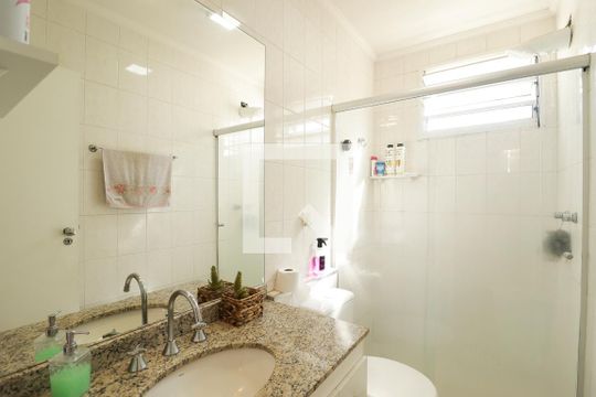Banheiro da Suíte de casa de condomínio à venda com 3 quartos, 114m² em Chora Menino, São Paulo