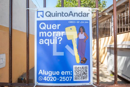 Placa de casa para alugar com 1 quarto, 47m² em Presidente Altino, Osasco