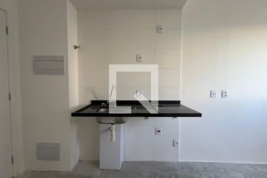 Cozinha  de kitnet/studio à venda com 1 quarto, 25m² em Pinheiros, São Paulo