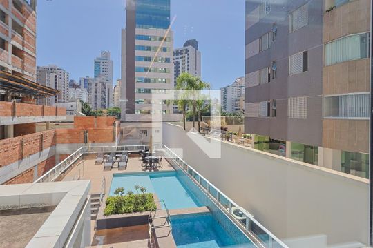 Vista de apartamento para alugar com 1 quarto, 42m² em Lourdes, Belo Horizonte
