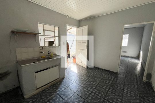 Sala 3/Cozinha 2 de casa à venda com 5 quartos, 300m² em Jabaquara, São Paulo