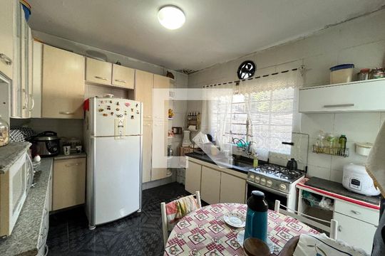 Cozinha 1 de casa à venda com 5 quartos, 300m² em Jabaquara, São Paulo