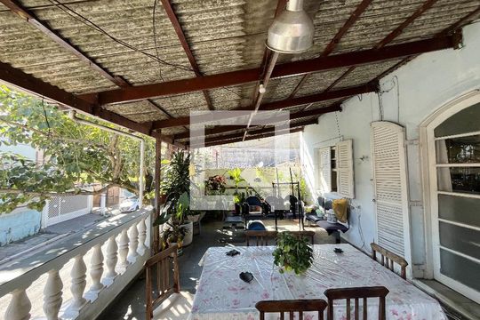 Varanda de casa à venda com 5 quartos, 300m² em Jabaquara, São Paulo