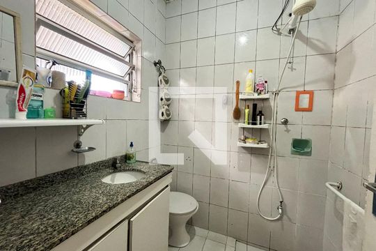 Banheiro 1 de casa à venda com 5 quartos, 300m² em Jabaquara, São Paulo
