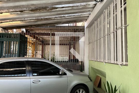 Garagem de casa à venda com 3 quartos, 312m² em Planalto Paulista, São Paulo