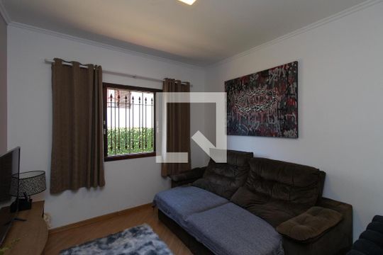 Quarto 1 de casa para alugar com 3 quartos, 300m² em Horto Florestal, São Paulo