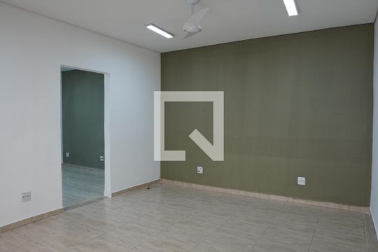 Sala de casa para alugar com 3 quartos, 150m² em Jardim Paulistano, São Paulo