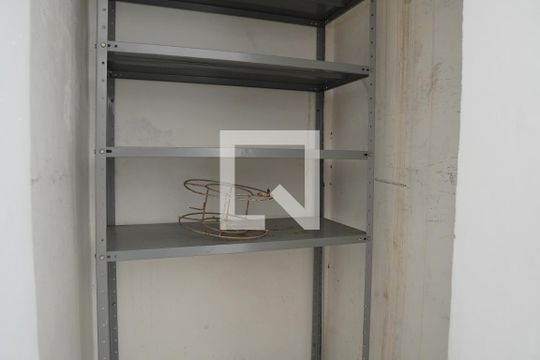 Despensa de casa para alugar com 3 quartos, 150m² em Jardim Paulistano, São Paulo