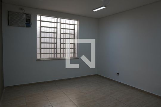 Quarto 2  de casa para alugar com 3 quartos, 150m² em Jardim Paulistano, São Paulo