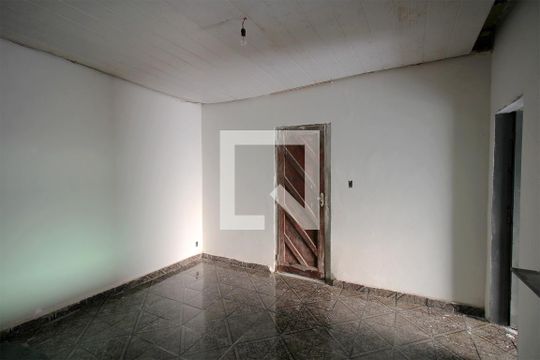 Sala de casa para alugar com 2 quartos, 80m² em Boa Vista, Belo Horizonte