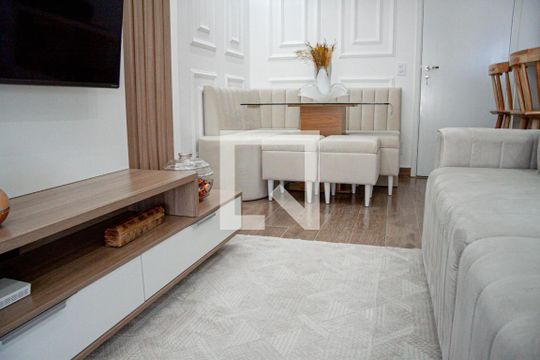 Sala de apartamento à venda com 2 quartos, 59m² em Picanço, Guarulhos