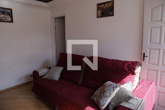 Sala de casa à venda com 3 quartos, 180m² em Jardim Peri, São Paulo