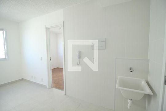 Cozinha de apartamento para alugar com 1 quarto, 35m² em Brás, São Paulo