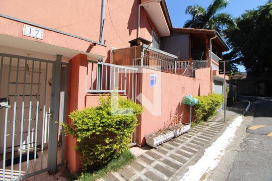 Fachada de casa à venda com 3 quartos, 120m² em Parque Mandaqui, São Paulo