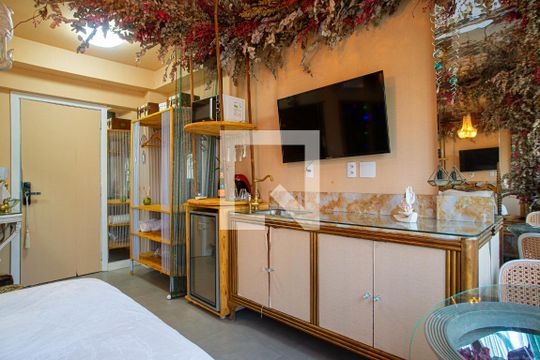 Cozinha de kitnet/studio à venda com 1 quarto, 18m² em Bela Vista, São Paulo