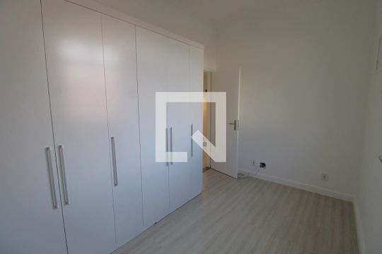 Quarto 1 de apartamento para alugar com 2 quartos, 50m² em Irajá, Rio de Janeiro