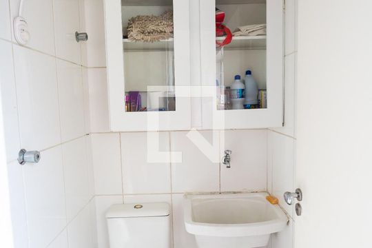 Área de Serviço de apartamento para alugar com 2 quartos, 57m² em Vila Andrade, São Paulo