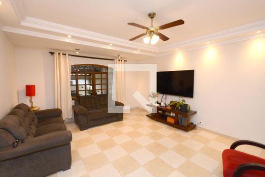 Casa à venda com 3 quartos, 120m² em Interlagos, São Paulo