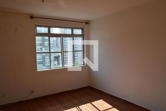 Sala/Quarto de kitnet/studio à venda com 1 quarto, 35m² em Aclimação, São Paulo