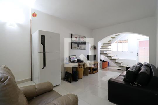 Sala de casa para alugar com 2 quartos, 120m² em Água Branca, São Paulo