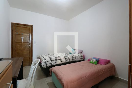 Quarto 1 de casa para alugar com 2 quartos, 120m² em Água Branca, São Paulo