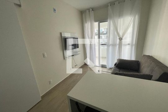 Sala de apartamento para alugar com 1 quarto, 31m² em Butantã, São Paulo