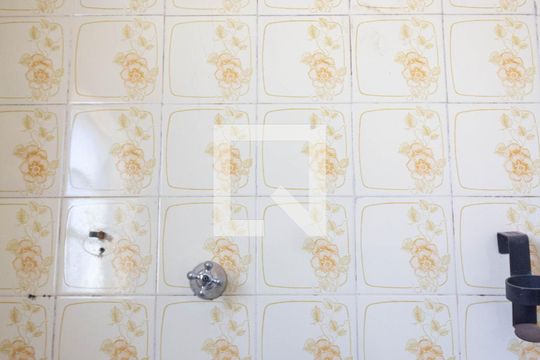 Banheiro de casa para alugar com 2 quartos, 80m² em Jardim Cidade Pirituba, São Paulo