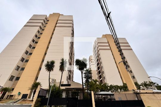 Fachada de apartamento à venda com 3 quartos, 65m² em Jardim Stella, Santo André