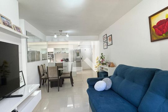 Sala de apartamento à venda com 3 quartos, 70m² em Vila Iracema-belval, Barueri
