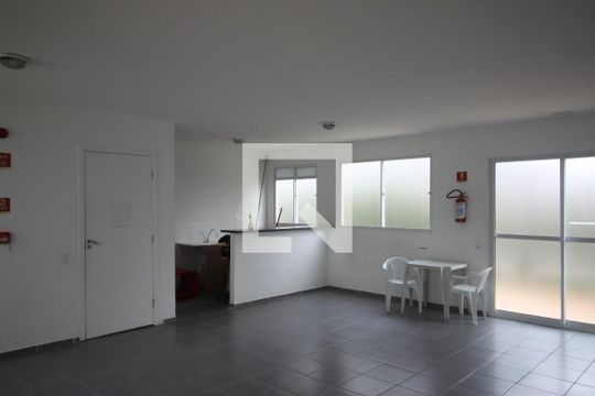 Área comum de apartamento para alugar com 2 quartos, 45m² em Usina Piratininga, São Paulo