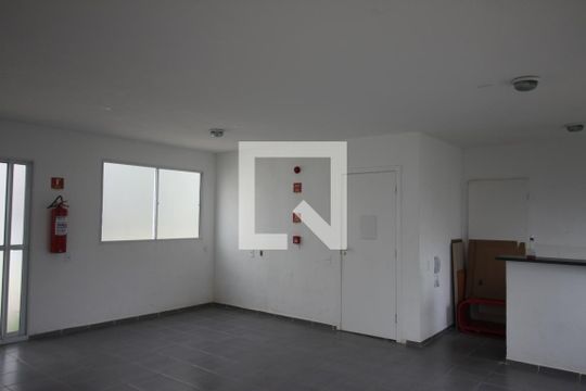 Área comum de apartamento para alugar com 2 quartos, 45m² em Usina Piratininga, São Paulo