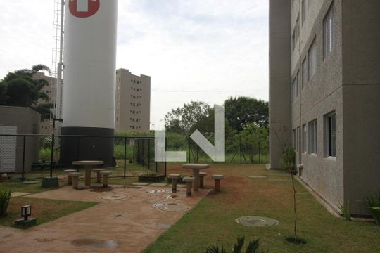 Área comum de apartamento para alugar com 2 quartos, 45m² em Usina Piratininga, São Paulo