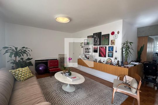 Sala de apartamento à venda com 2 quartos, 150m² em Paraíso, São Paulo
