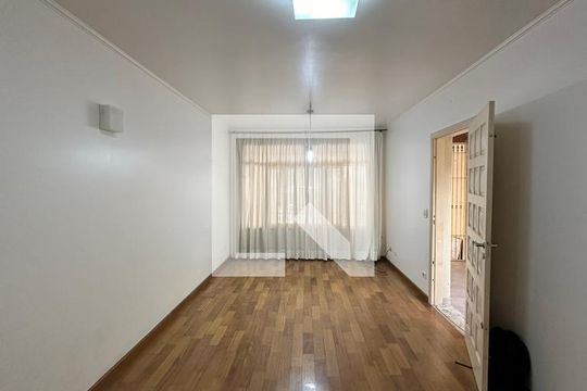 Casa à venda com 3 quartos, 100m² em Vila Lageado, São Paulo