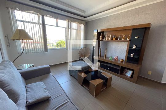 Casa para alugar com 3 quartos, 110m² em Engenho do Porto, Duque de Caxias