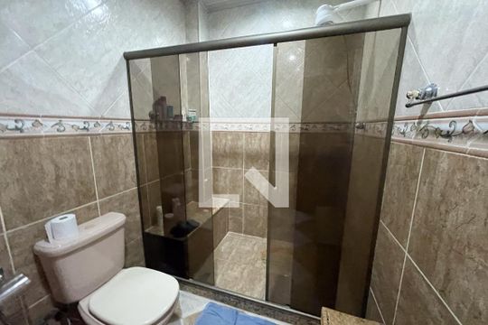 Banheiro 2 de casa para alugar com 3 quartos, 110m² em Engenho do Porto, Duque de Caxias