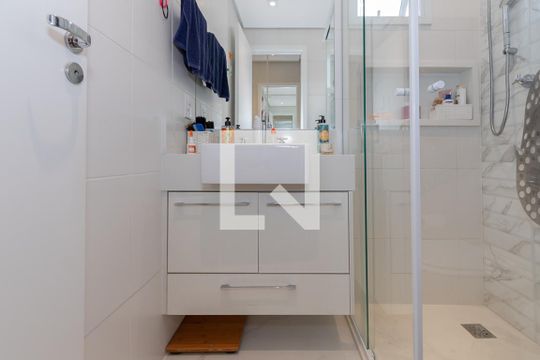 Banheiro da Suíte de apartamento à venda com 2 quartos, 172m² em Campo Belo, São Paulo