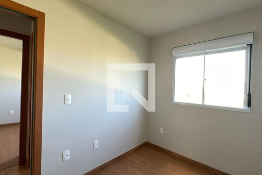 Quarto 1 de apartamento para alugar com 2 quartos, 40m² em Afonso Pena, São José dos Pinhais