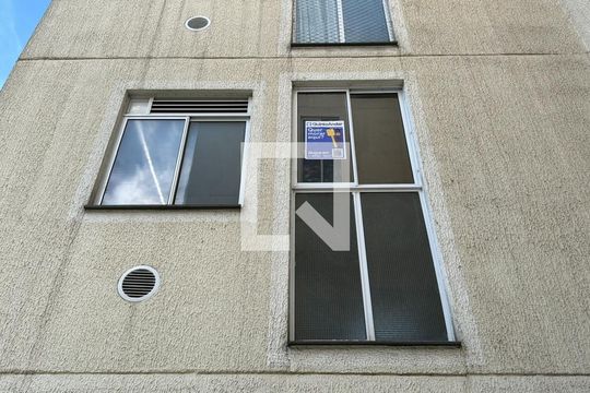 Placa de apartamento para alugar com 2 quartos, 40m² em Afonso Pena, São José dos Pinhais