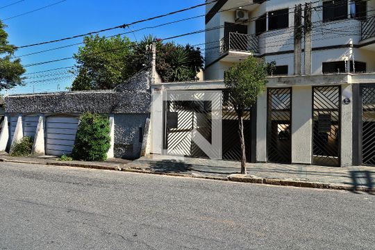 Fachada de apartamento à venda com 3 quartos, 220m² em Vila Guiomar, Santo André