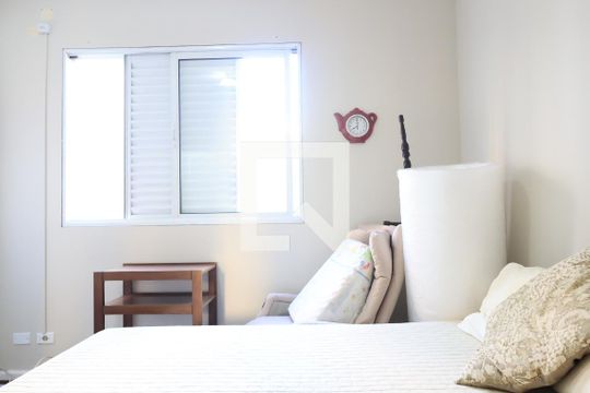 Quarto 2 de apartamento à venda com 2 quartos, 70m² em Itaim Bibi, São Paulo