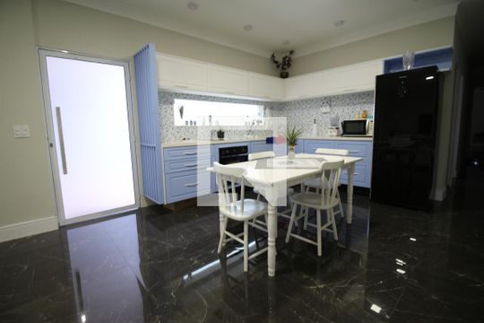 Cozinha de casa à venda com 2 quartos, 90m² em Vila Ivone, São Paulo