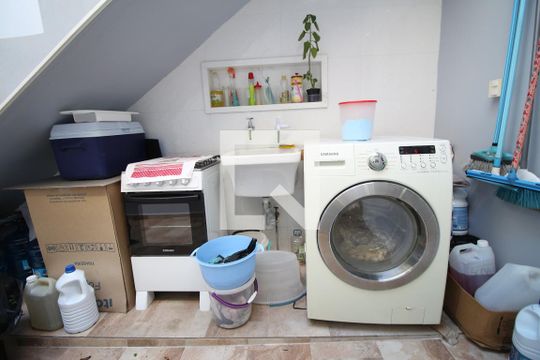 Área de Serviço de casa à venda com 2 quartos, 90m² em Vila Ivone, São Paulo